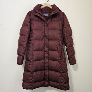 Patagonia Burgundy Puffer Parker